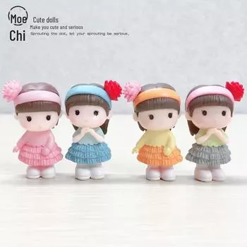 Брелок из ПВХ с изображением принцессы и микропейзажным орнаментом MC1020