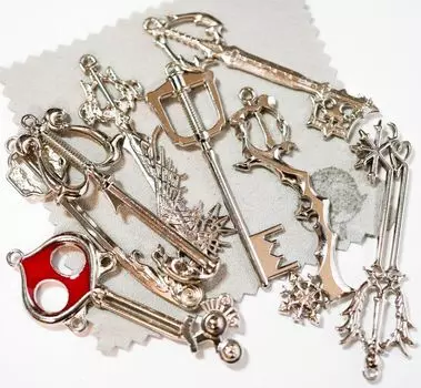 Брелок Kingdom Hearts Sora Keyblade Strap Key