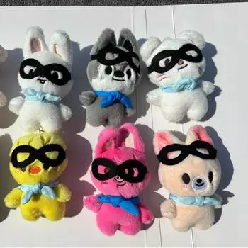 Брелок-кукла Ли Лунфу от Stray Kids PILOT5 FM Field Week 10 cm