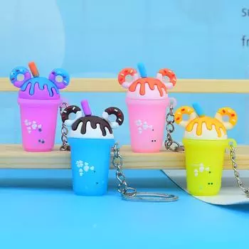 Брелок-кулон в виде 3D-чашки с мороженым и молоком, идеально подходит для школьных ранцев или рюкзаков.. Идеальный подарок на День защиты детей для детей детского сада.