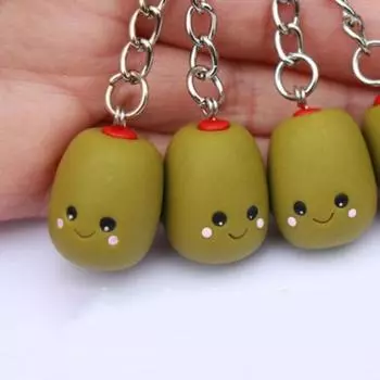 Брелок-подвеска из смолы с маленьким человеком, держащим сердце, брелок-подвеска Express Love, маленький брелок для ключей, подарок на день Святого Валентина 1