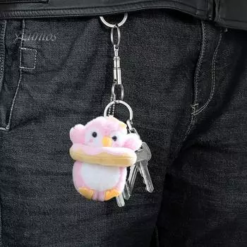Брелок-подвеска в виде куклы с дизайном пингвина, яркие цвета, брелок-подвеска, легко найти ключи, изящно сшитый брелок-подвеска розовый