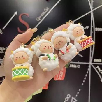 Брелок-подвеска в виде мультяшного животного из ПВХ, брелок для ключей в виде маленькой овечки, брелок для автомобиля своими руками для детей в виде овечки style 3