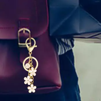 Брелок с буквами, брелки для женщин и девочек, подарочные милые подвески из сплава, брелок розовый