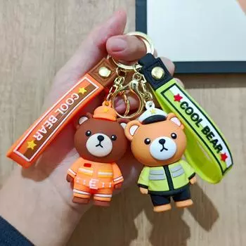 Брелок с изображением мультяшного полицейского медведя: Милое украшение для сумок и автомобилей в виде инспектора дорожного движения
