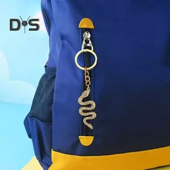 Брелок со стразами в виде змеи, готический сплав, брелок, ювелирный аксессуар, автомобильный брелок, украшение для сумки, рюкзака, телефона золотистый