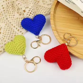 Брелок в форме сердца с металлическим зажимом, плетеная пряжа, подвеска в виде сердца для украшения сумки, портативный брелок для автомобиля красный