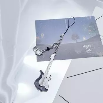 Брелок в виде гитарной звезды для мужчин и женщин, милый, крутой, модный, подвесной, с подвесками на телефон, рок-панк, винтажные аксессуары, подарок