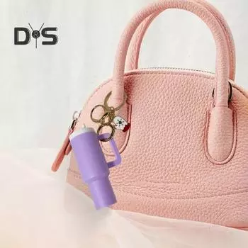 Брелок в виде мини-чашки, елка, Санта-Клаус, брелок в виде монеты, помады, держатель для мелких предметов, брелок для рюкзака, аксессуар небесно-голубой