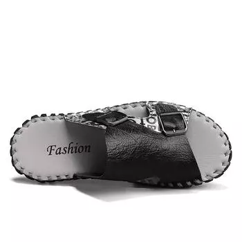 Бренд 2024 года, новые летние мужские тапочки из натуральной кожи, высококачественная пляжная повседневная обувь, плоские уличные сандалии, большой размер 38-48 38 чёрный