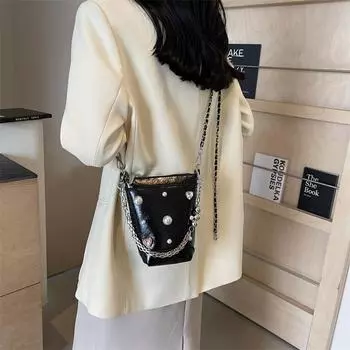 Брендовая дизайнерская сумка через плечо из искусственной кожи для женщин, новая маленькая сумка для телефона, сумки на плечо, модная жемчужная отделка, женская сумка-мессенджер