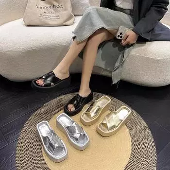 Брендовые дизайнерские тапочки, новые женские сандалии на платформе с открытым носком, пляжные тапочки на массивной танкетке, сандалии Chanclas Mujer 2024 35 чёрный