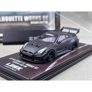 Brickhouse Inno 1:64 Black Carbon GTR R35 LBWK Sports Model Diecast Metal Car BN