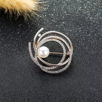 Бриллиантовая брошь Женская мода Универсальная брошь с несколькими кольцами Простая булавка с жемчугом Аксессуары для костюма серебряный