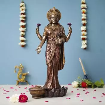 Бронзовая статуэтка богини Лакшми, стоящая на цветке лотоса с горшком для денег, декоративная статуэтка для подарка