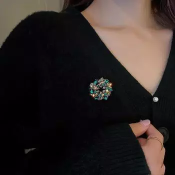 Брошь Водная Брошь Стразы Темперамент Высококачественные Листья Европейские и Американские Цветы Чувство Личности Антибликовое Покрытие