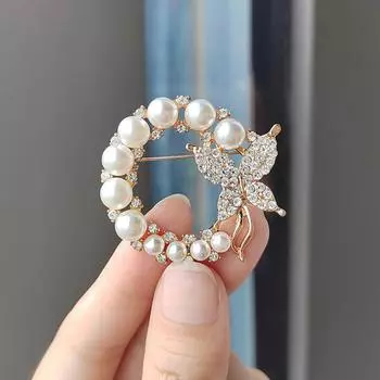 Брошь-бабочка с жемчугом, инкрустированная бриллиантами, модная булавка в литературно-художественном стиле, аксессуары для одежды для женщин