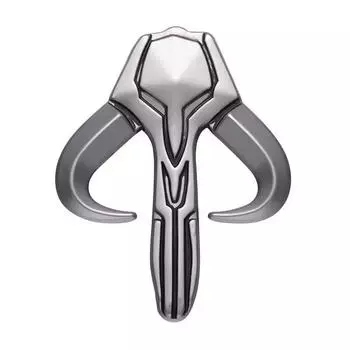 Брошь из сплава в форме мультяшного щита One Size серебряный