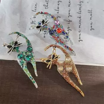 Брошь-кошка из сплава со стразами в виде винтажного костюма, пальто, корсажа, аксессуаров