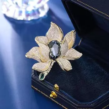 Брошь «Лотос» из цельного циркония в стиле тяжелой промышленности, роскошная женская брошь с объемным кристаллом, элегантная брошь с аксессуарами золотой