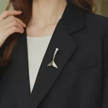 Брошь «Рыбий хвост» с жемчугом: Элегантная булавка для защиты от воздействия окружающей среды, модный дизайн для женщин, шикарный аксессуар для одежды