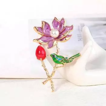 Брошь с цветком лотоса из искусственного жемчуга, женская брошь в стиле ретро, темперамент, универсальный корсаж с животными, аксессуары для женской одежды фиолетовый