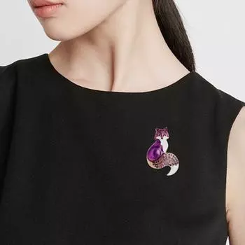 Брошь с изображением сидящей лисы, блестящие стразы, эмалированная булавка с лисой, женская и мужская одежда, значок со стразами, ювелирное изделие, подарок красный