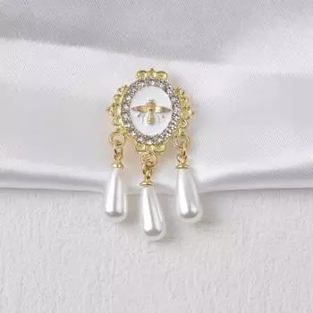 Брошь с подвеской в виде блестящей бахромы, имитация жемчуга, магнитная брошь, креативные значки на лацкан, аксессуары для костюма фиолетовый