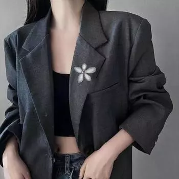 Брошь с пятью лепестками цветов, модная винтажная красивая очаровательная нежная элегантная брошь, женские аксессуары серебряный