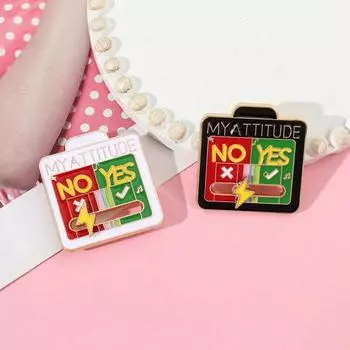 Брошь Social Battery Pin Интерактивная булавка для настроения My Attitude Mood Shift Эмалированная брошь Раздвижная белый