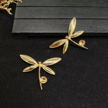 Брошь «Стрекоза» ручной работы с имитацией нефрита и голубого перламутра, отделка электрофорезом в стиле ханьфу. Dragonfly brooch