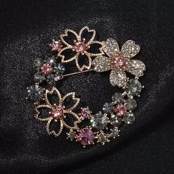 Брошь в виде цветка в стиле ретро для женщин, индивидуальная брошь с бриллиантами, нишевая, высококачественная, дизайнерская, чувственная, булавка, аксессуары для костюма