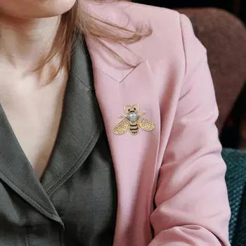 Брошь в виде пчелы, значок на лацкан, заколки для шарфа, украшение, ювелирные изделия из сплава, броши со стразами для подарков серый