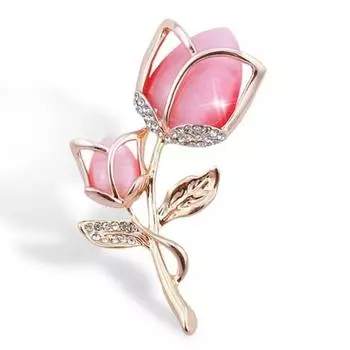 Брошь в виде розового цветка