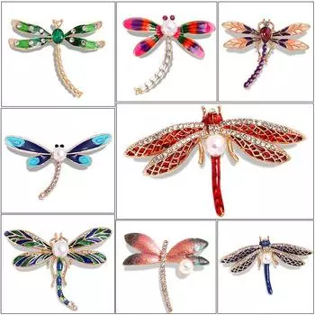 Брошь в виде стрекозы с преувеличенной масляной каплей, цветной бриллиант, сплав, жемчуг, насекомое, корсаж, стразы