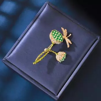 Брошь в виде стручка лотоса со стрекозой из зеленых страз, темпераментная персонализированная брошь, модное осенне-зимнее пальто высокого класса