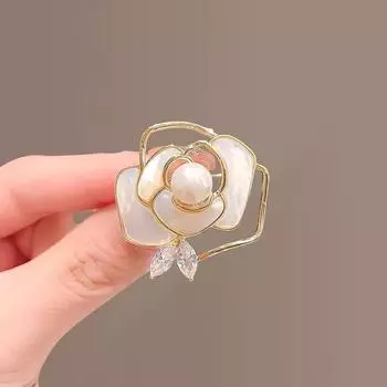 Брошь Xiaoxiangfeng Pearl Camellia, женская, высокого класса, дизайн, ниша, брошь, антибликовая булавка