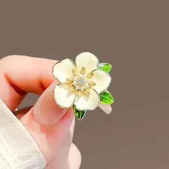 Брошь «Японская гардения», высококачественный женский нишевый дизайн, бесшовная булавка, пряжка, защищающая от света, аксессуары для корсажа одежды
