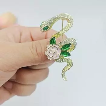 Броши в виде цветка-змеи Брошь в виде змеиной кости во французском стиле Изысканные и стильные аксессуары для одежды Сверкающая брошь высокого класса A