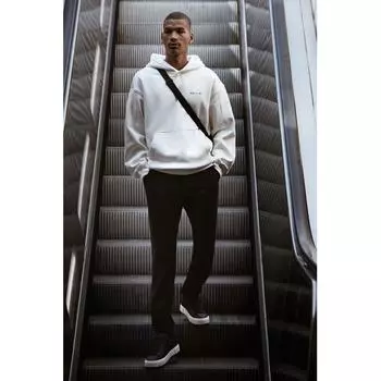 Брюки HM slim Fit черного цвета L