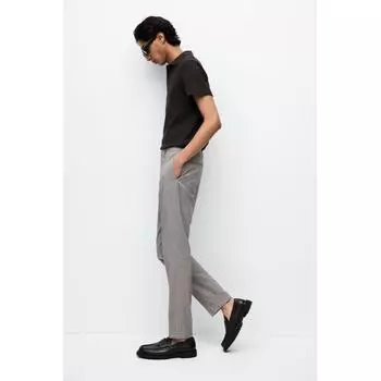 Брюки HM Suit Slim Fit бежевого цвета 42