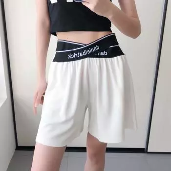 Брюки с высокой талией и пятью точками. Женская летняя корейская версия коротких свободных и узких шорт с широкими штанинами. S белый