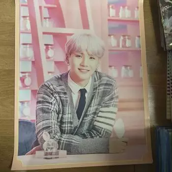 BTS Официальный постер Шуги на фанмитинге Bts Happy Ever After