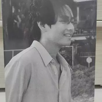 BTS V Фотокнига Тип 1 Нераспечатанная