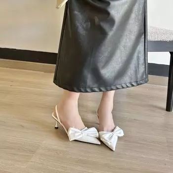 Buckle strap pointed high heels women s 2024 spring and summer new French fashion black bow bag head sandals 35