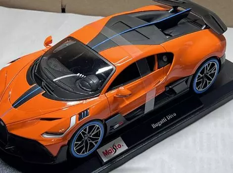 Bugatti Divo Orange Special Edition Diecast Collection Car 118 оранжевый
