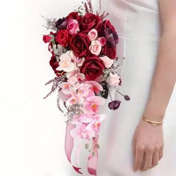 Букеты из искусственных цветов для невесты Букеты невесты Искусственные розы Цветы для свадебной церемонии Свадебные цветы Весенний юбилей Уличный декор розовый