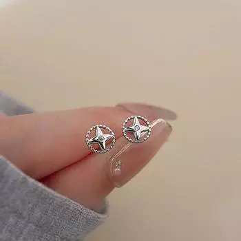 Буквы Четырехконечная звезда Буква H Серьги-гвоздики Темпераментные бусины с круглым кружевом и маленькими отверстиями для ушей