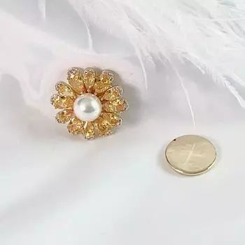 Булавка для воротника, ромашка, магнитная пряжка, брошь, антибликовая, пряжка для ципао, модная многослойная брошь в виде цветка, булавка для женских аксессуаров. золотой