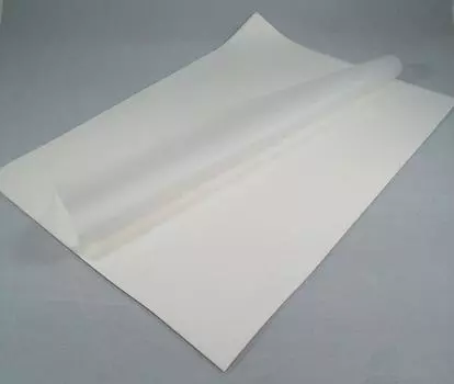 Бумага папиросная белая Размер x Упаковка 150 листов упаковка (272 394мм) Упаковка/внутренняя